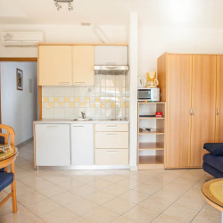 apartments-barbara-seget-donji-4pax