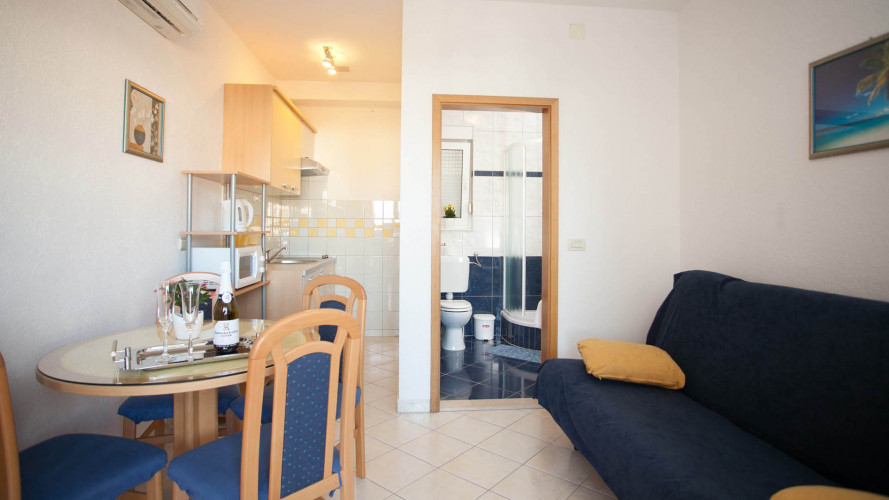 apartment-barbara-seget-donji-3pax