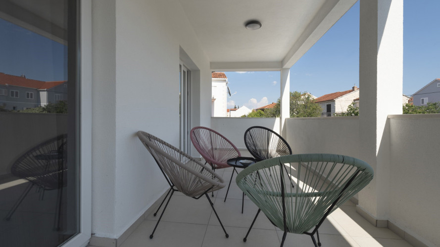 holiday-home-lana-bracisland-supetar-10pax