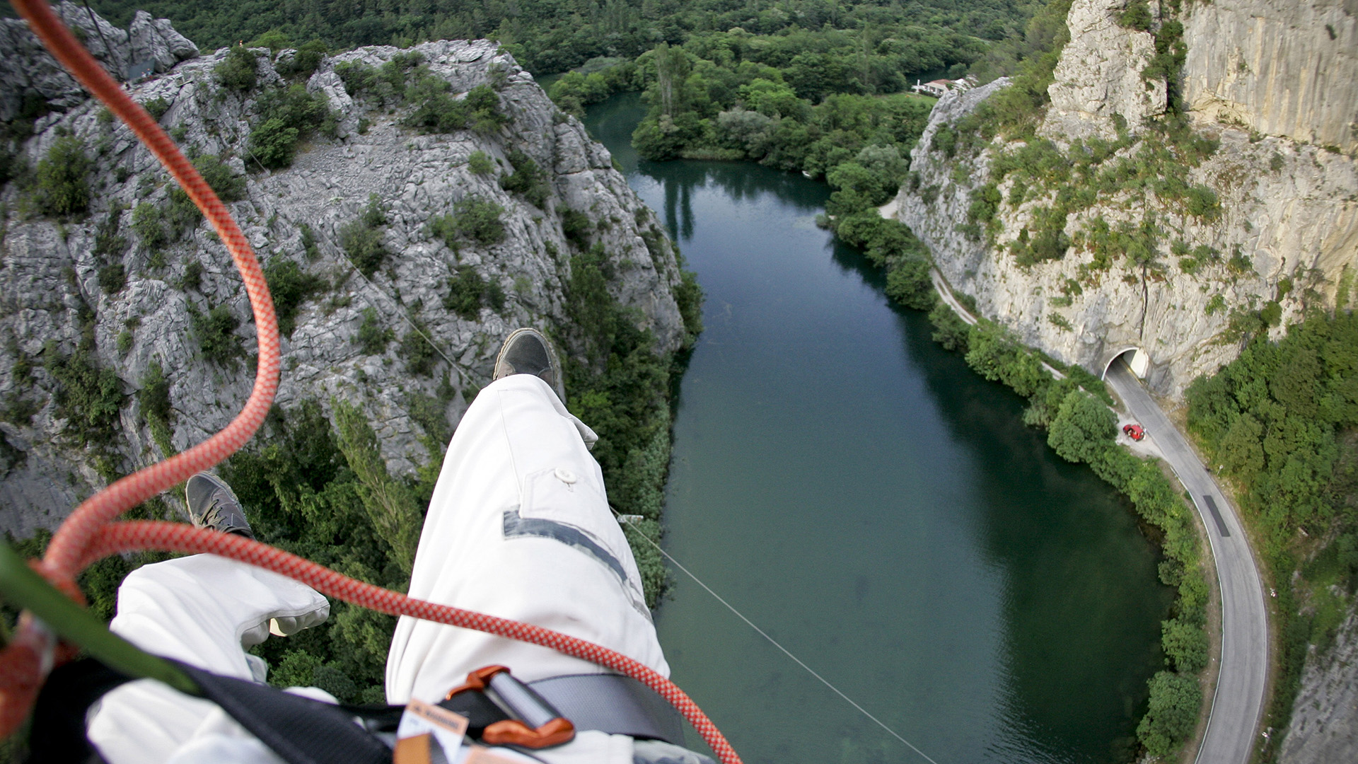 zipline omis 1