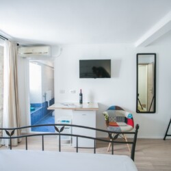 room-mendi-patio-trogir-2pax