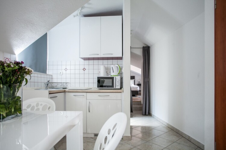 ivanka apartment oldtowntrogir 4pax 7