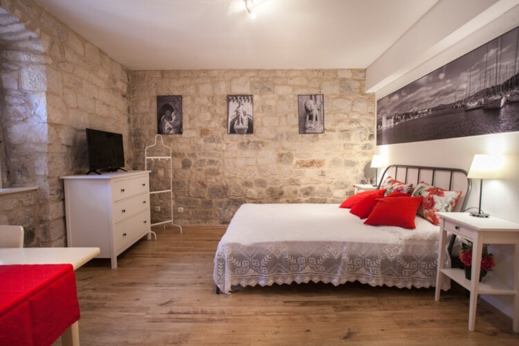 studio ursa trogir 2pax 9