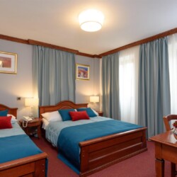 triple room meri trogir center 3pax 6