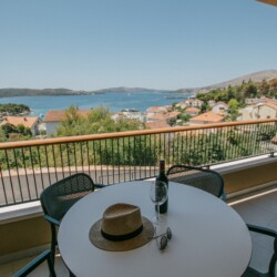 oleander-urban-suites-trogir-sea-view