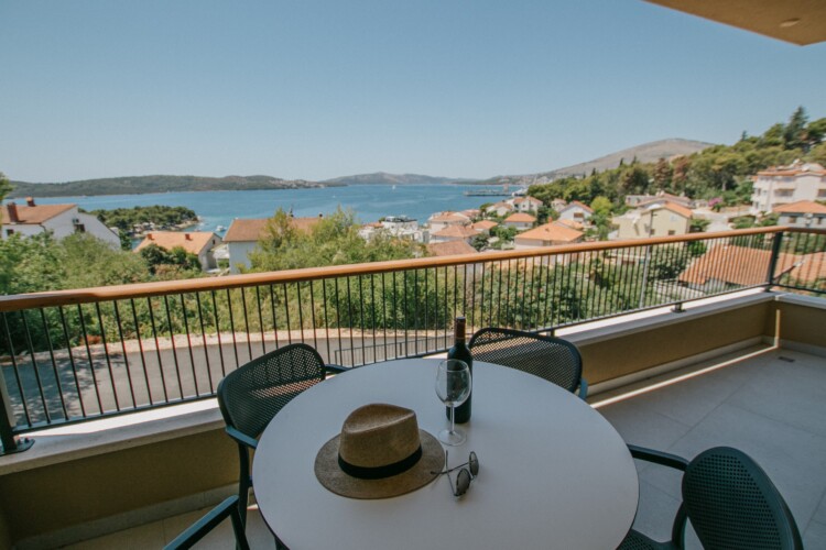 oleander-urban-suites-trogir-sea-view